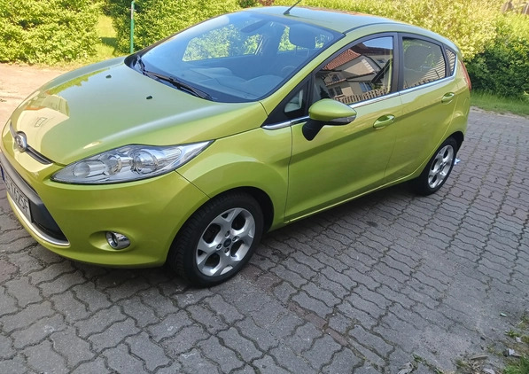 Ford Fiesta cena 18400 przebieg: 180232, rok produkcji 2009 z Słupsk małe 46